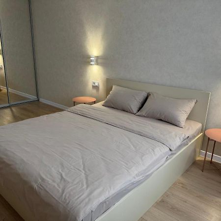Люкс Апартаменты Cream Pearl На Подолье Vinnytsia Ngoại thất bức ảnh